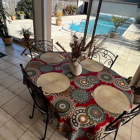 Bed and Breakfast Les Voyages De Louison Lavardac Zewnętrze zdjęcie